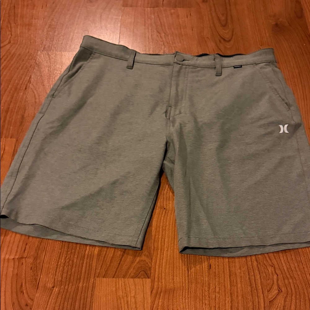 Hurley Men's Light Gray Hybrid Shorts